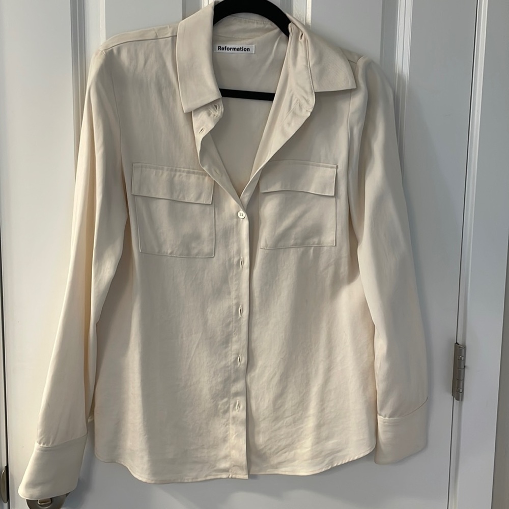NWOT Reformation Button Up Top